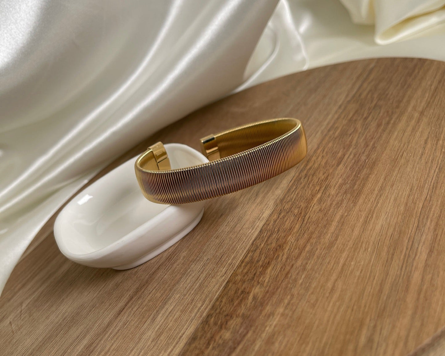 Golden Grace Bracelate