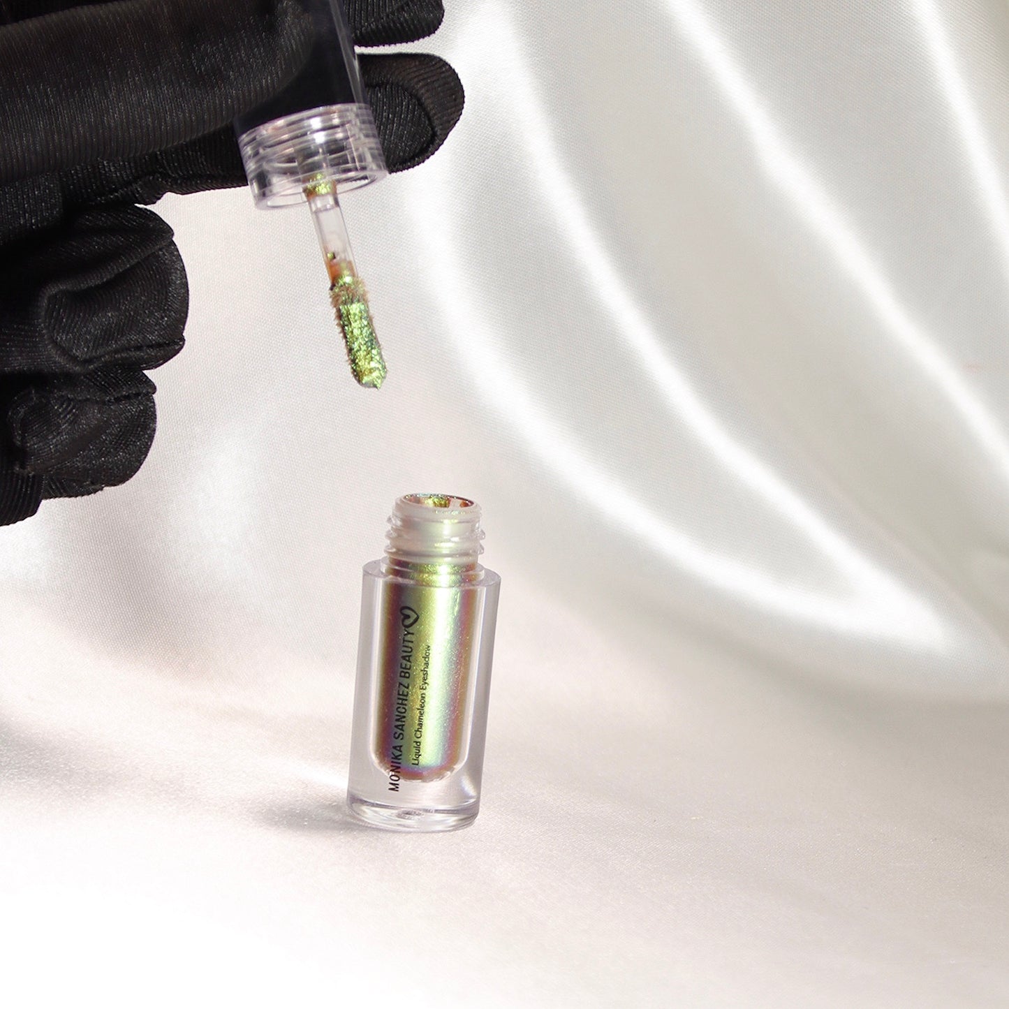 Liquid chameleon eyeshadow